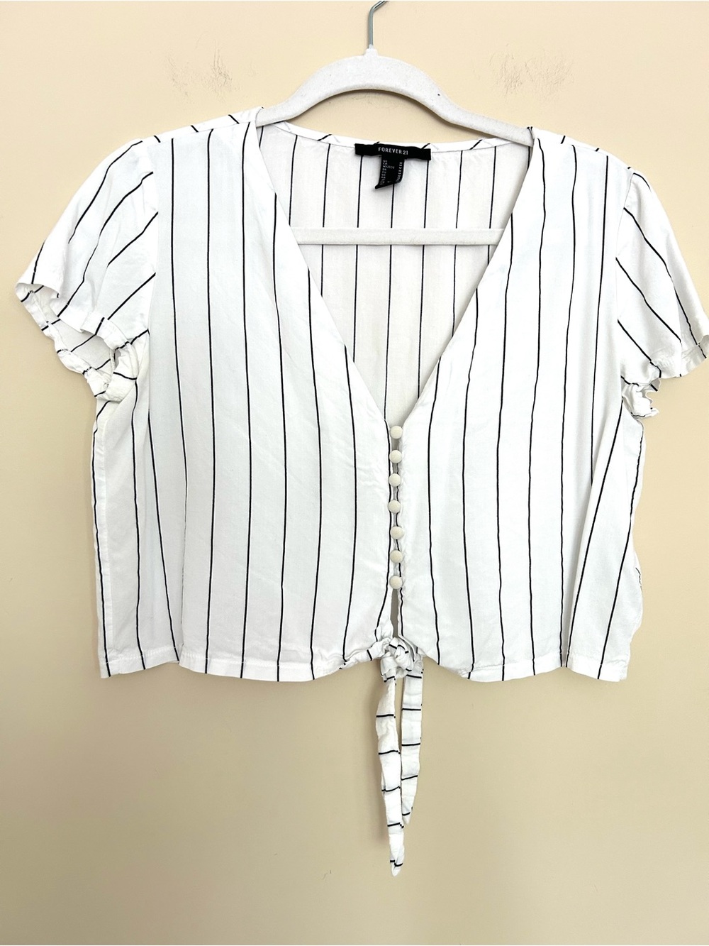 Forever 21 Women’s White Stripe Tie-Front Cropped Blouse